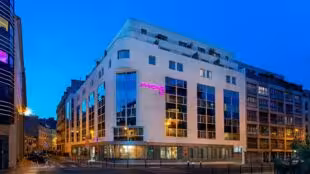 Moxy Paris Bastille-Façade