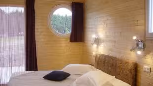 Hôtel Les Voisins Beaucemaine