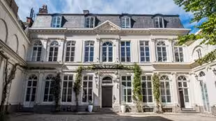 Clarance Hotel