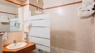 Hôtel Kyriad Nîmes Ouest