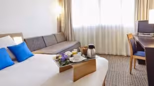 Novotel Mâcon Nord Autoroute du Soleil