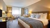 Warwick Paris