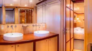 Yacht Clara One