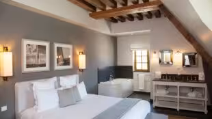 Manoir de Surville