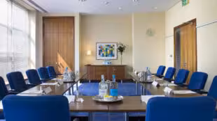 Sofitel London Gatwick - https://www.accorhotels.com/6204