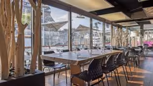 Le Bistro Parisien