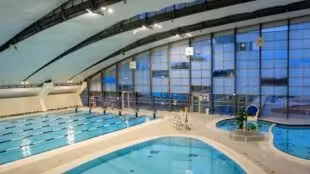 Jangle Hotel Paris CDG Airport