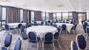 photo-alfred-meeting-vue-mer-batz-sur-mer-salle-privatisable-65fc43b38971d