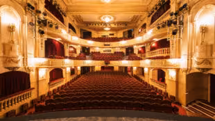 Théâtre Edouard VII-Salle vue de la scène