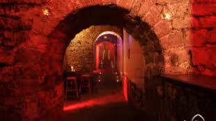Caves Le Chapelais - Caves Le Chapelais