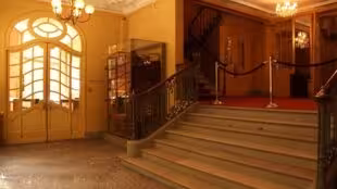 Athénée Théâtre Louis-Jouvet-Hall d'Accueil