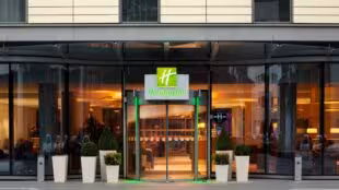 Holiday Inn Paris - Porte De Clichy ****, IHG
