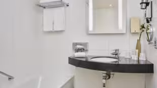 Holiday Inn Paris - Porte De Clichy ****, IHG