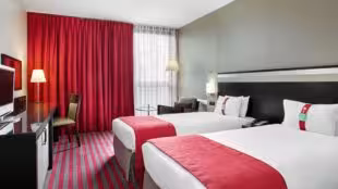 Holiday Inn Paris - Porte De Clichy ****, IHG