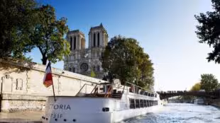 Yatchs de Paris Le Victoria