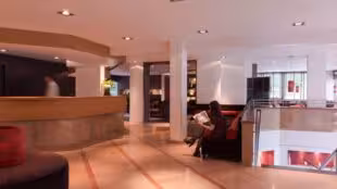 Hôtel Paris Boulogne ****