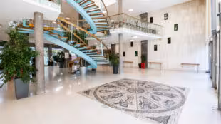 UIC-P Congrès-Hall