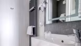 Brit Hotel Le Cottage***
