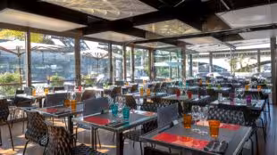 Le Bistro Parisien