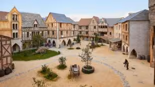 Puy du fou-hébergement Carrousel