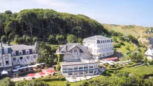 Hotel*** Restaurant Dormy House