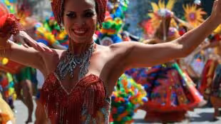 Danseuse de salsa brésilienne - Danseuse de salsa brésilienne