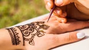 Tatouage au henné traditionnel - Tatouage au henné traditionnel