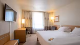 Novotel Aix-en-Provence Beaumanoir Les 3-Sautets