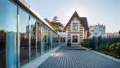 pavillon-des-princes-terrasse-exterieure-74208-1600-900-auto