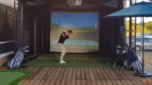 Simulateur de golf mobile