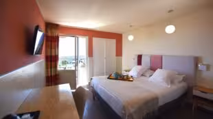 Hôtel Restaurant Spa Ostella