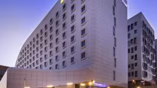 Golden Tulip Marseille Euromed