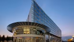 Hotel NH Lyon Airport