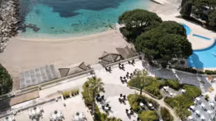 Meridien Beach Plaza