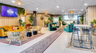 Bureaux and Co - @Work