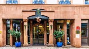 Hotel de l'Europe by HappyCulture™