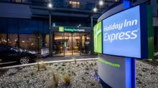 Holiday Inn Express Paris CDG Airport