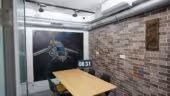 Level Coworking Café