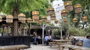 Café A - Restaurant terrasse - Brunch Canal St Martin