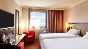 B&B HOTEL Saint-Quentin-en-Yvelines Centre Gare