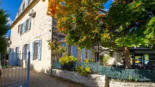 Logis Auberge de Tavel
