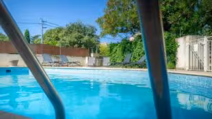 Logis Auberge de Tavel