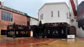 royal pub 4