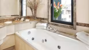 Le Châtelain Brussels Hotel
