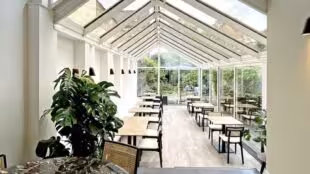 Local Club Café Coworking