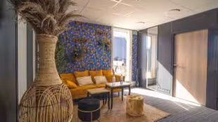 Bureaux and Co - Crossroad