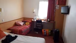 Brit Hotel Montauban