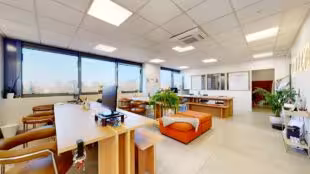 Coworking CO'LOC - salles et bureaux