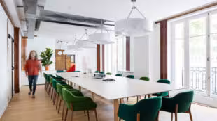 Desko-Voltaire-J19_263-Panorama-e1562165640904