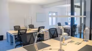 TOPOS Parlement | Coworking | Domiciliation | Salle de réunion | Bureaux privatifs